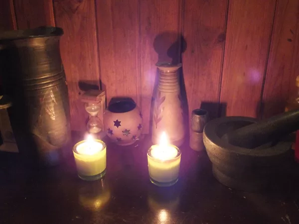 dabīgā vaska svece, kas par aromātu!